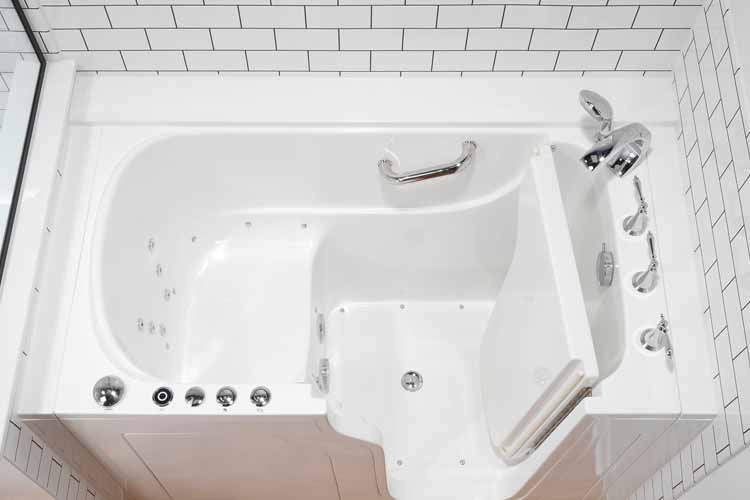 overview-bath-walkin